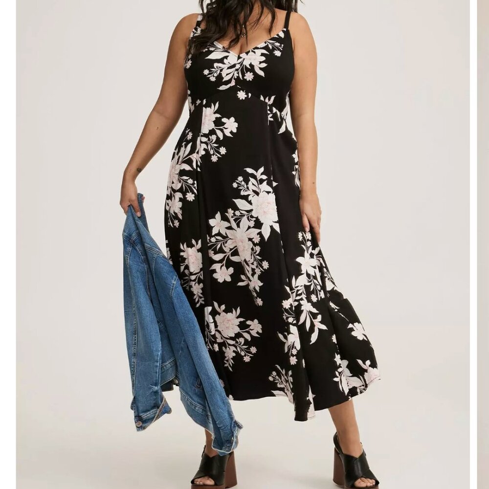 TORRID BLACK WHITE PINK FLORAL Tea Length Trapeze Dress 4X 4 MIDI